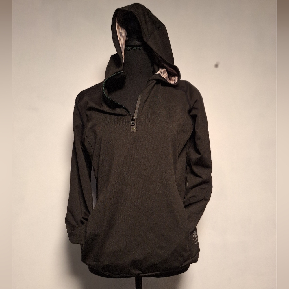Snow Angel Chami half Zip Hoodie Sz Large